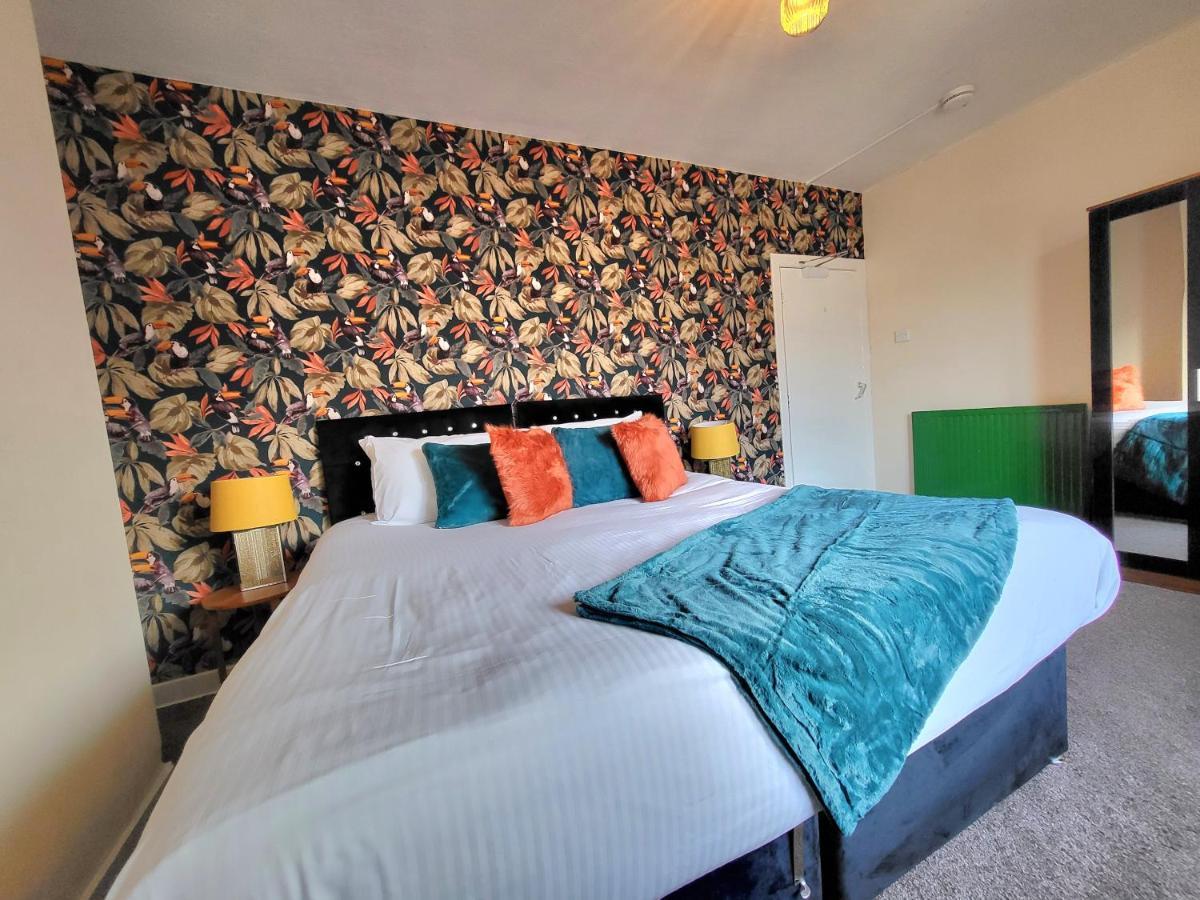 3 Bedroom Aprtmt At Sensational Stay Serviced Accommodation Aberdeen- Froghall Avenue Bagian luar foto